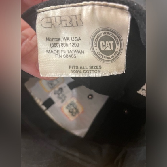 Caterpillar CAT "Tougher Than Dirt" Heavy Machinery Construction Hook & Loop USA - Picture 6 of 6